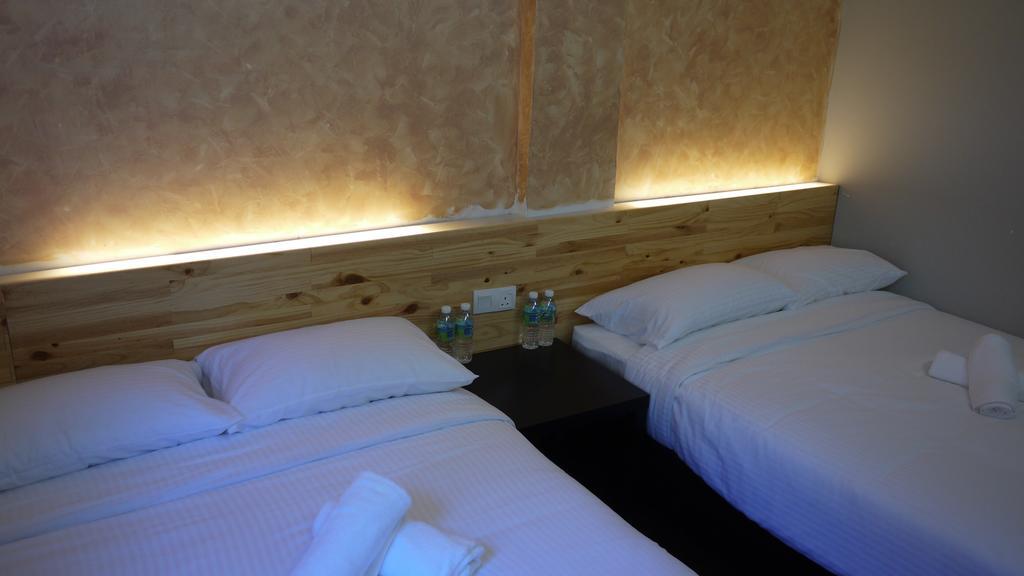 Dream Garden Hotel Кланг Экстерьер фото