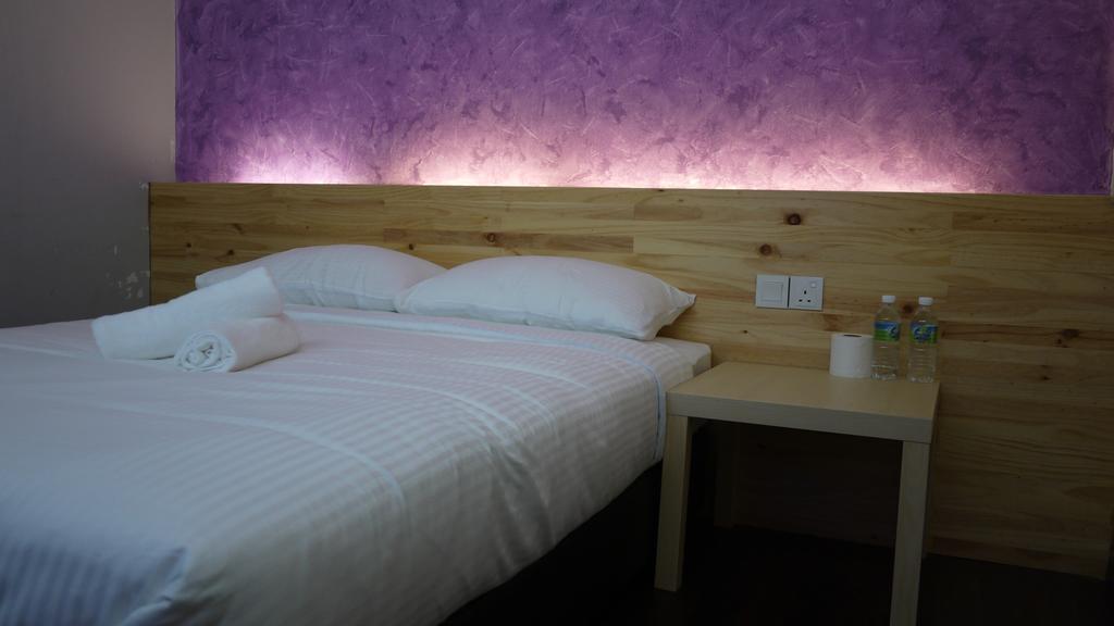 Dream Garden Hotel Кланг Экстерьер фото