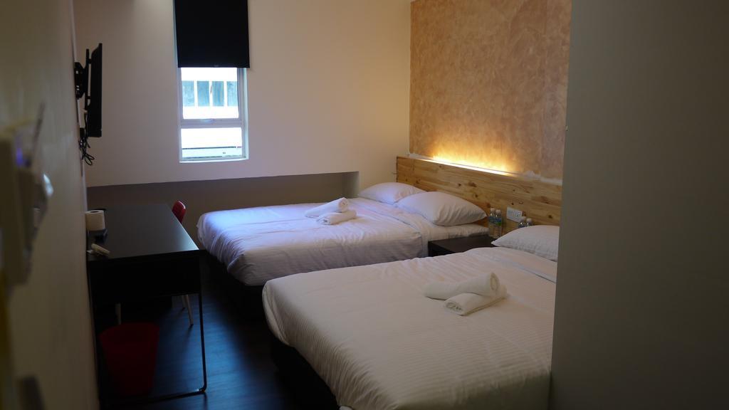 Dream Garden Hotel Кланг Экстерьер фото
