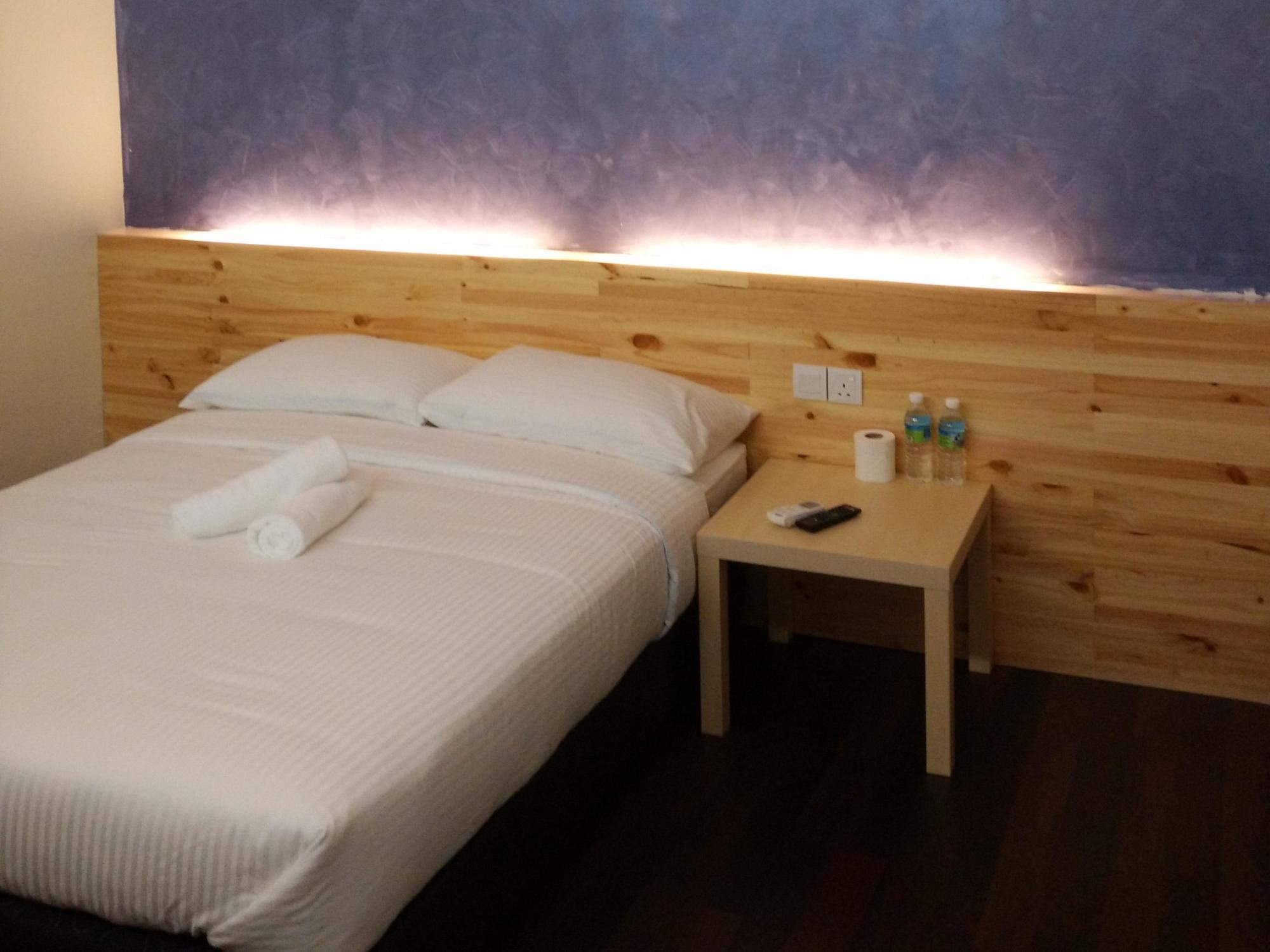 Dream Garden Hotel Кланг Экстерьер фото