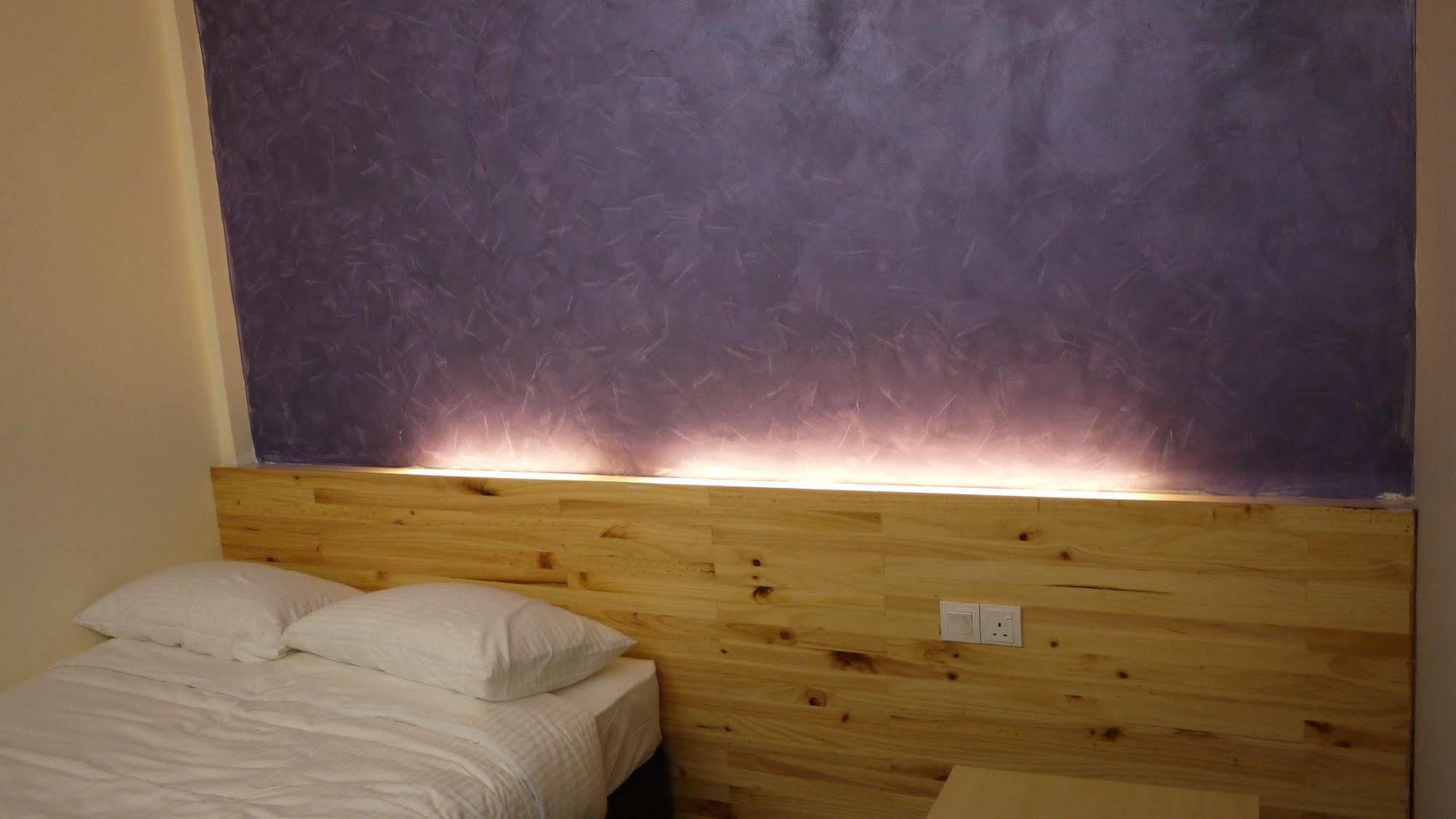 Dream Garden Hotel Кланг Экстерьер фото